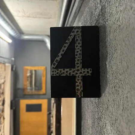 Swed Cab Embassy * Várna